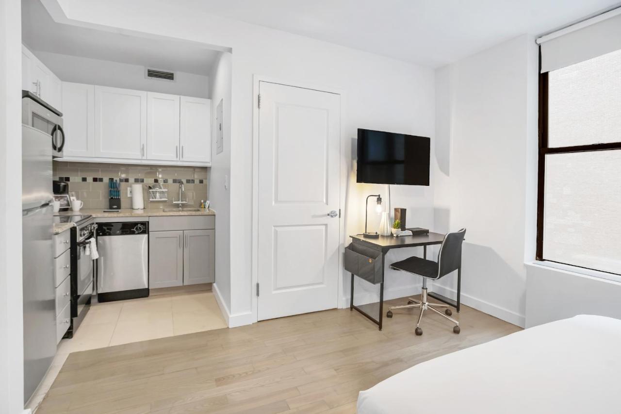 National At 888 Sixth Avenue - Furnished Appartamento